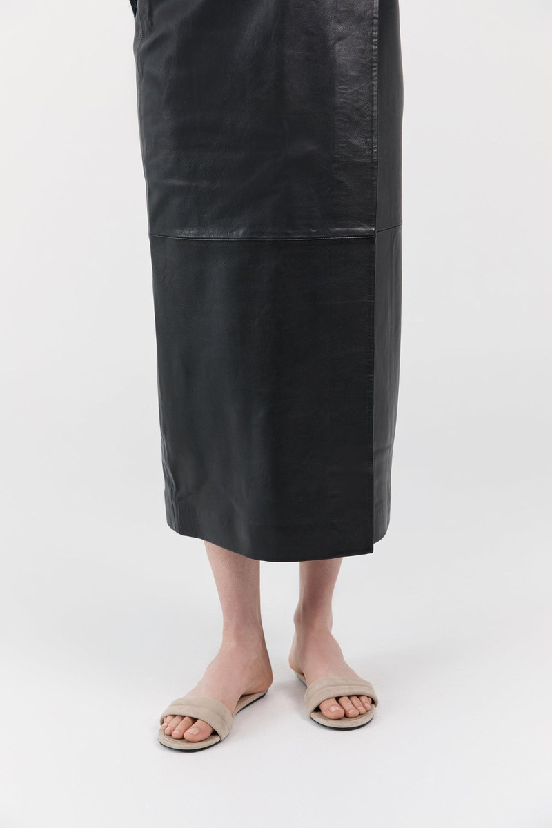 ST. AGNI Suede Stitch Detail Slide - Rock outlook