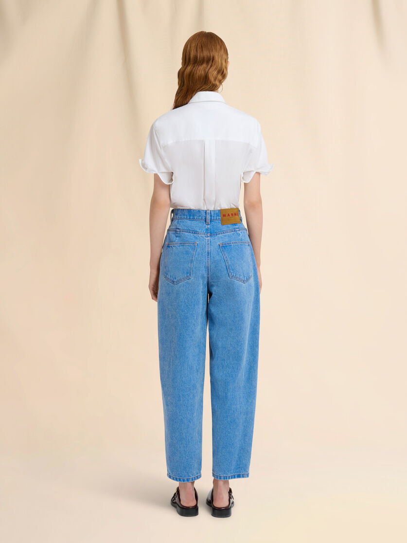 BLUE ORGANIC DENIM CARROT JEANS - 3