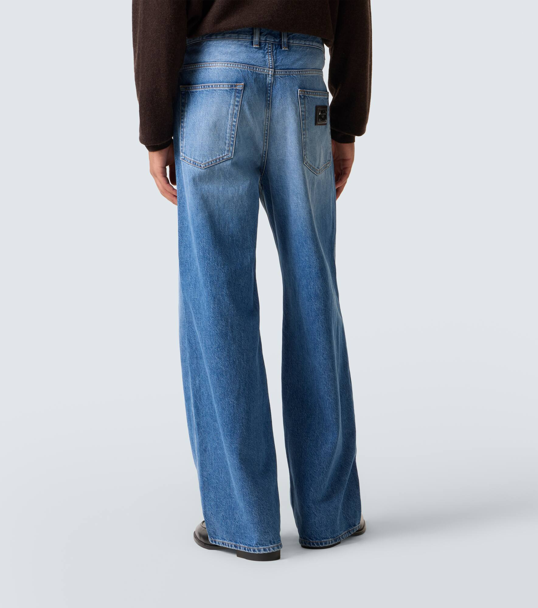 Mid-rise wide-leg jeans - 4