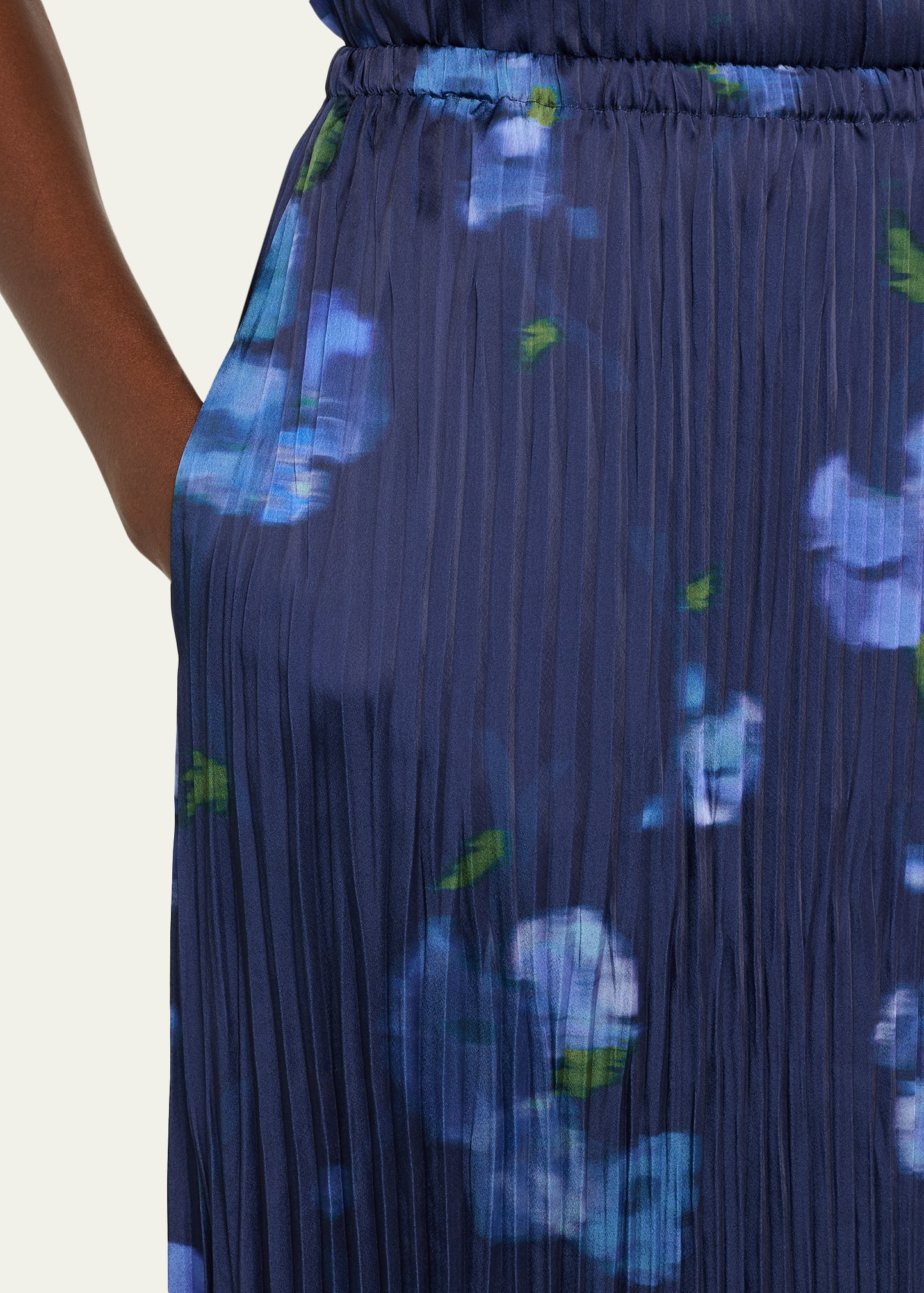 Blurred Poppy Column Skirt - 5