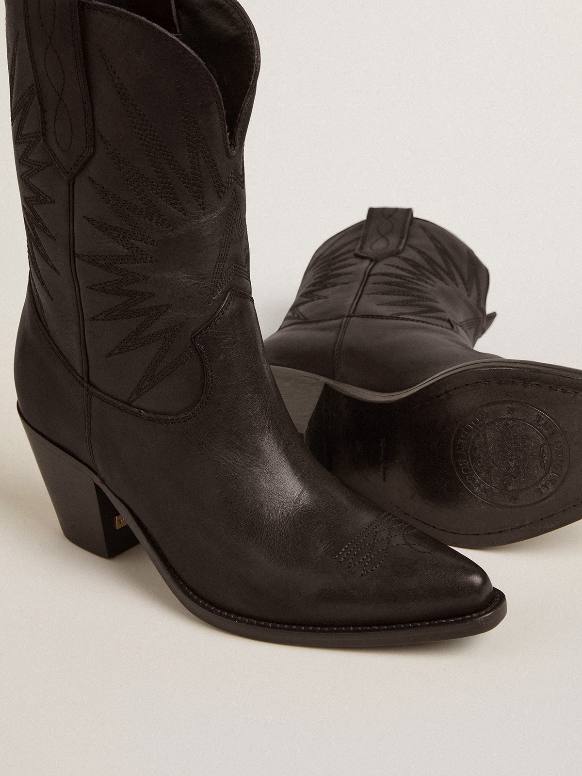 Low Wish Star boots in black leather with tone-on-tone inlay star - 3