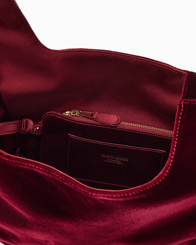 SCULPTURAL VELVET HANDBAG WITH KNOTTED HANDLE 4