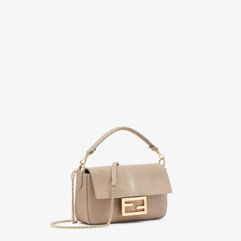 FENDI Baguette Mini outlook