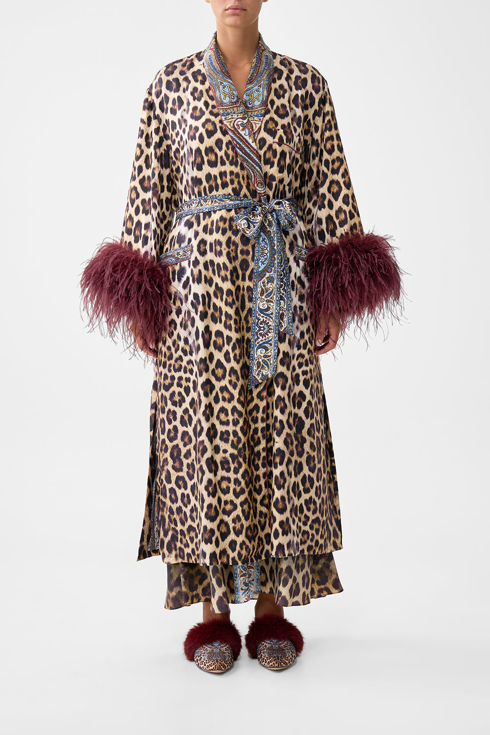 LONG ROBE WITH FLARED SLEEVE - 8