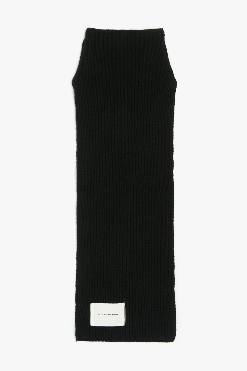 Knitted Polo Neck Scarf In Black-Red 1