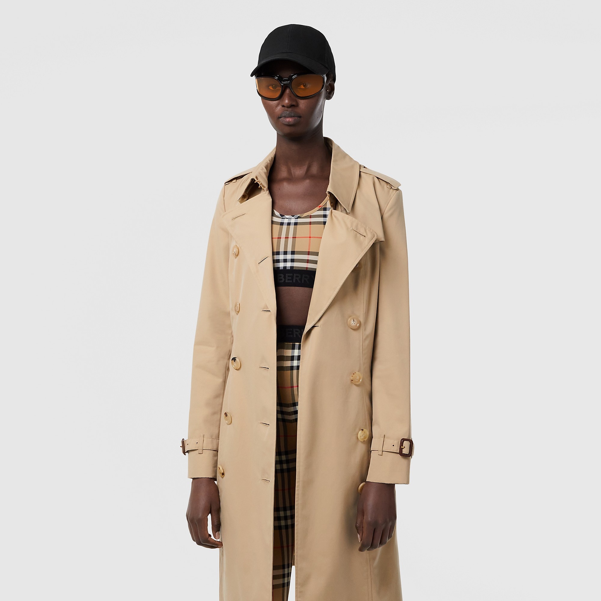 Burberry chelsea mid length trench coat best sale