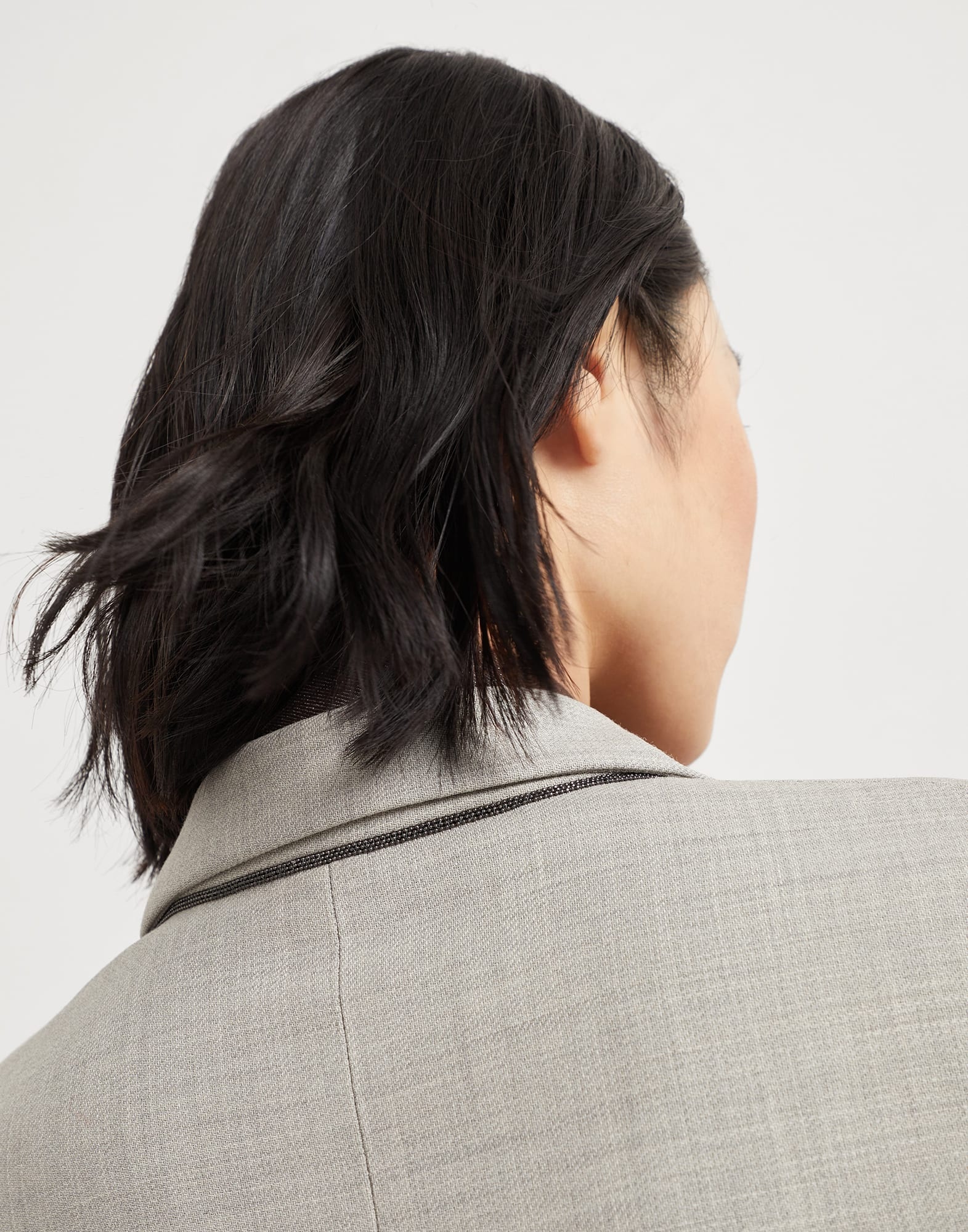 Virgin wool fluid crêpe twill blazer with monili - 3