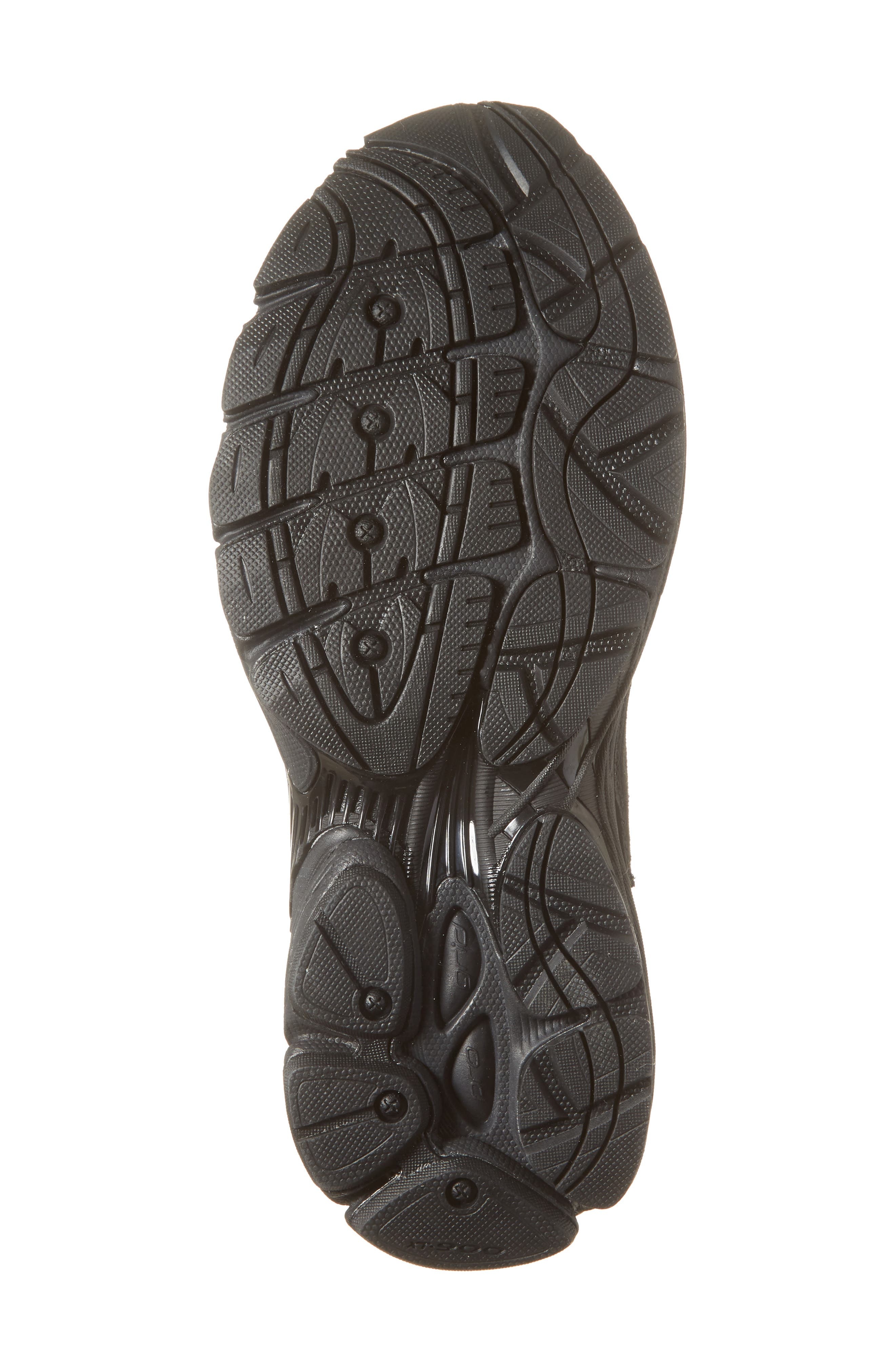 Saucony ProGrid Omni 9 Sneaker in Black at Nordstrom - 6