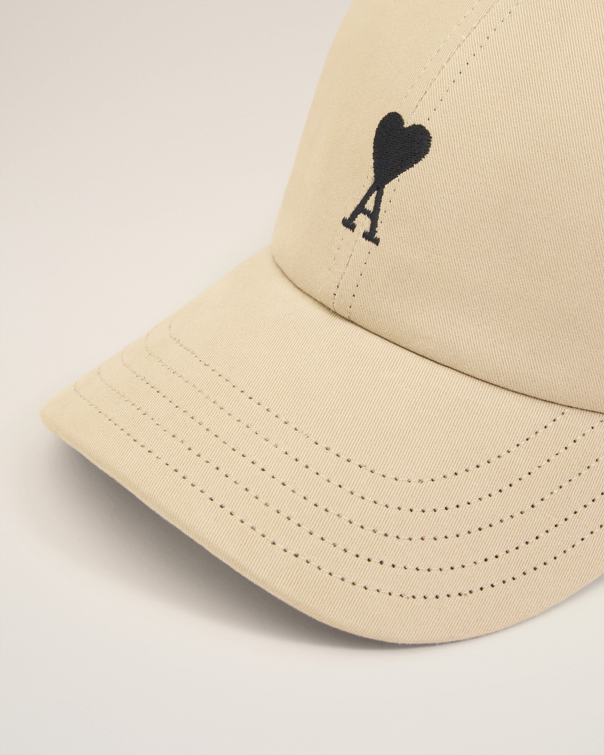 BEIGE COTTON AMI DE COEUR EMBROIDERY CAP - 3