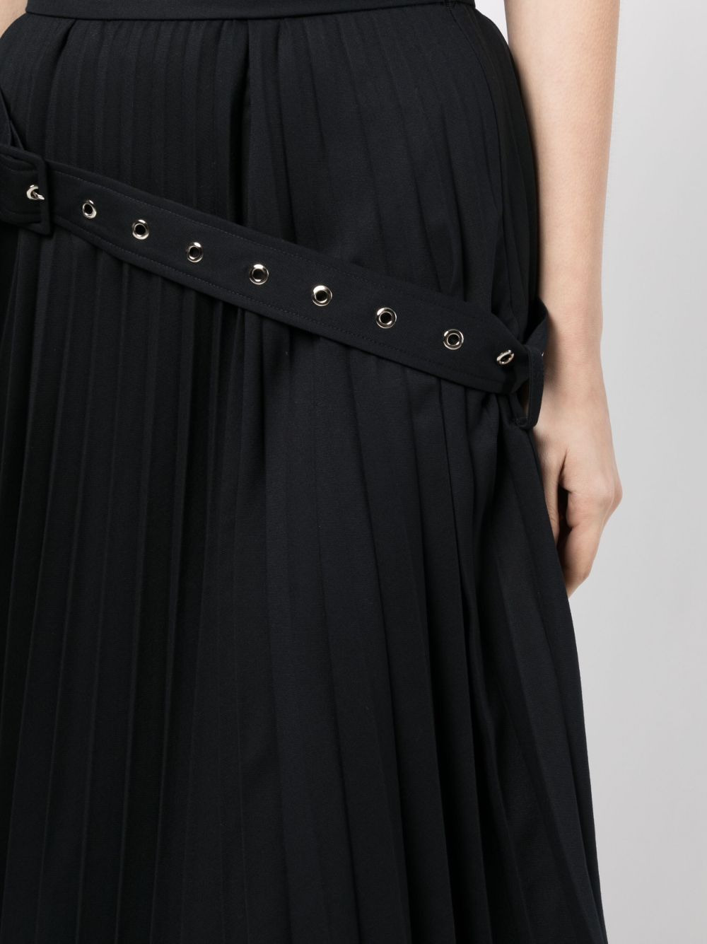 belt-detail asymmetric pleated skirt - 5
