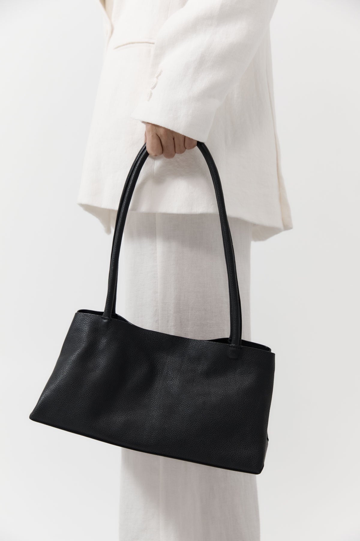 PRE-ORDER: Origami Tote - Black - 1