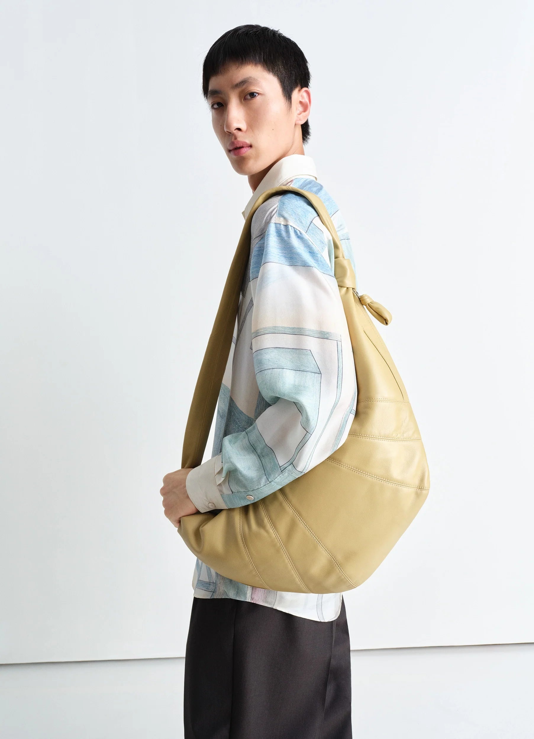 LARGE CROISSANT BAG - 2