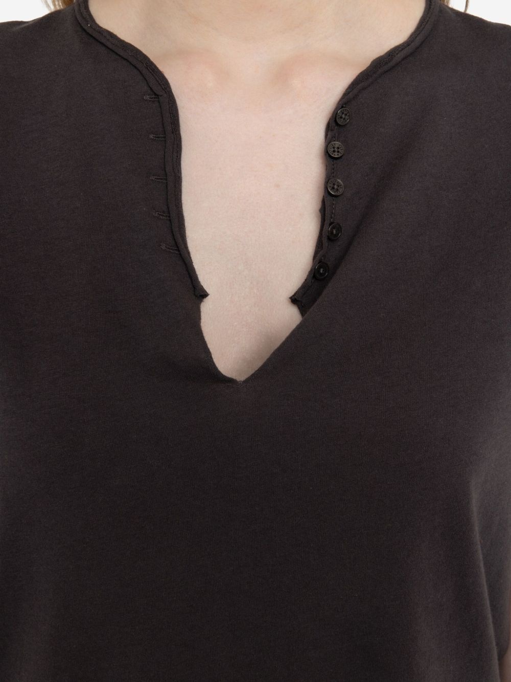 v-neck t-shirt - 5
