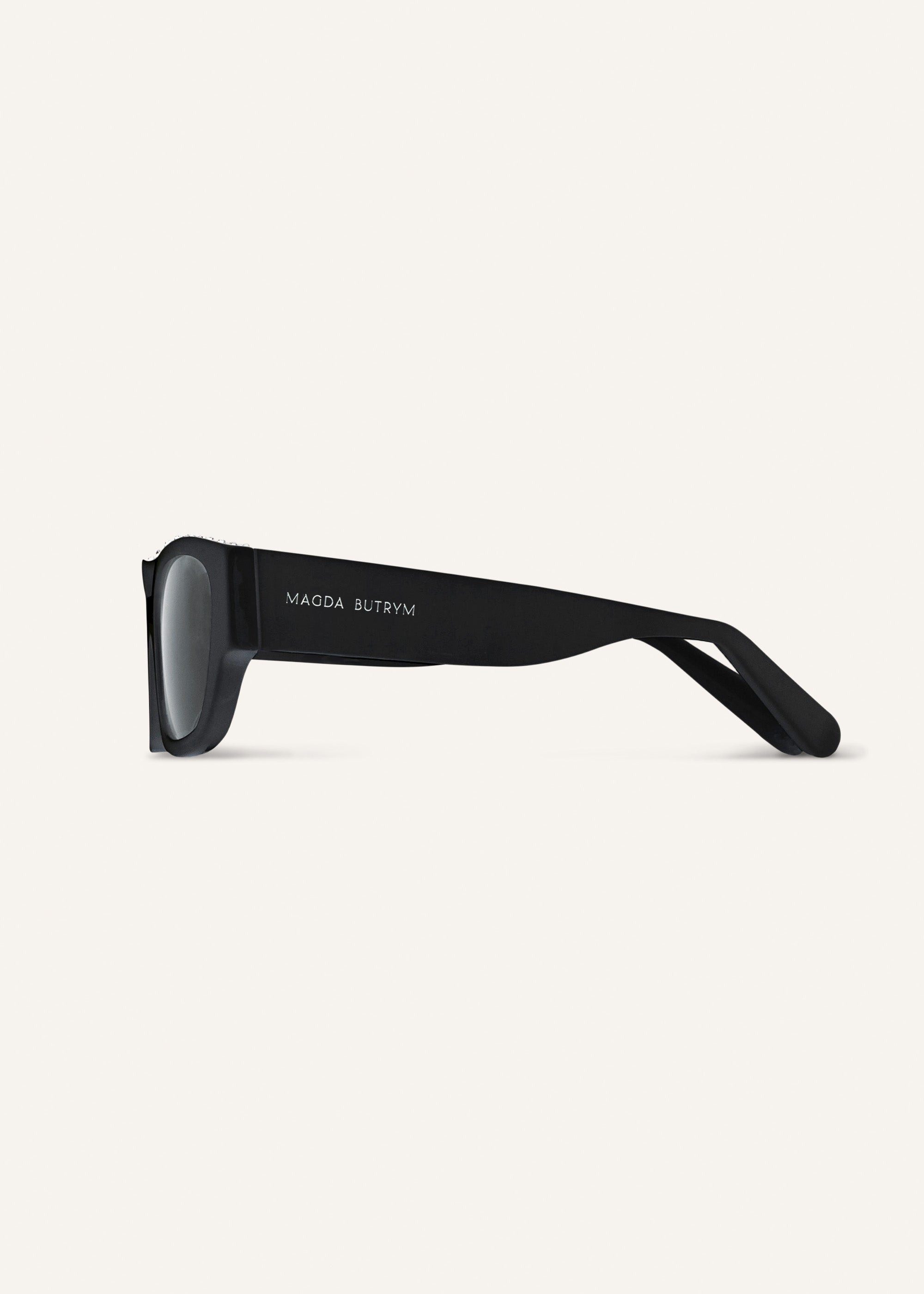 'I need a holiday' sunglasses in black crystals - 3