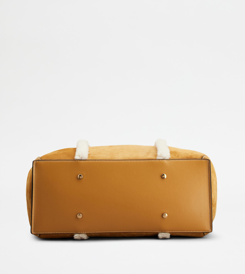 T TIMELESS SHOPPING BAG IN SUEDE MEDIUM - BROWN, WHITE 3