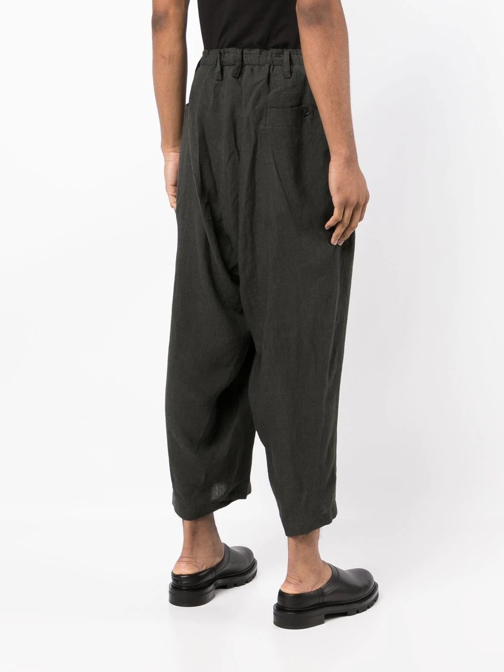 drop-crotch cropped trousers - 4