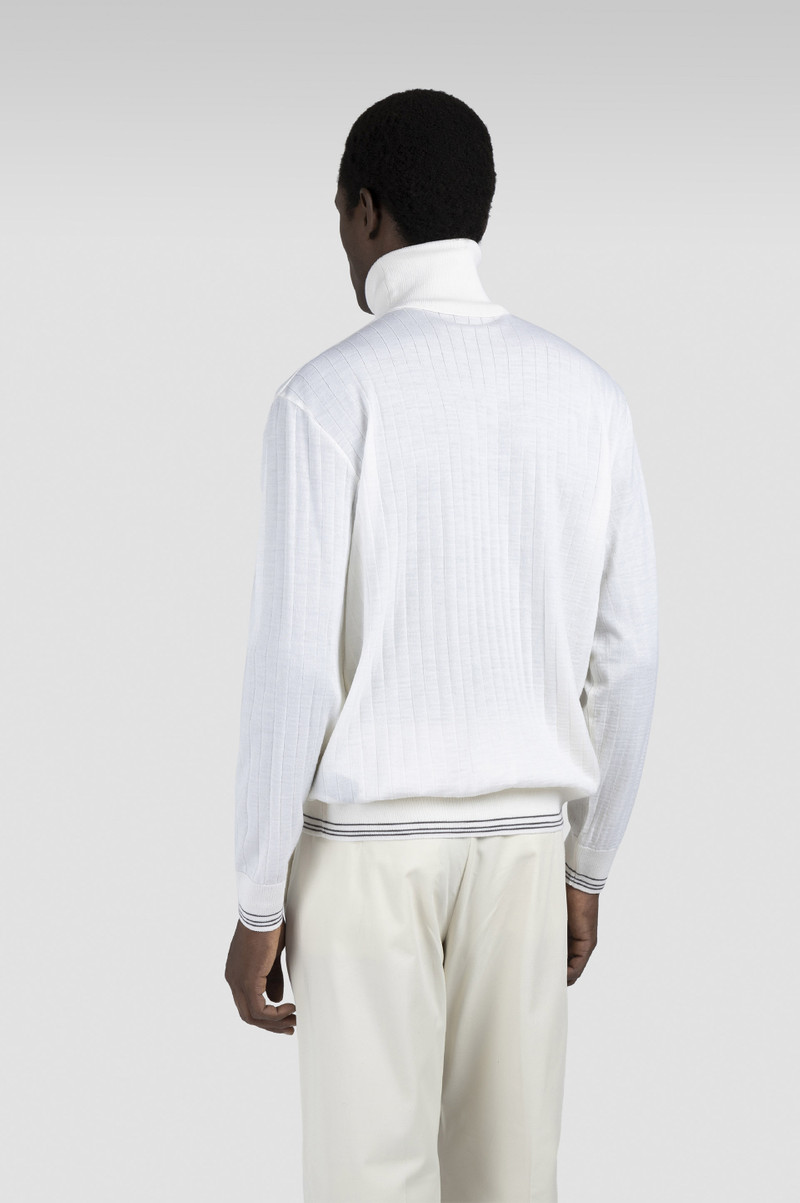 WOOL AND CASHMERE TURTLENECK SWEATER 3