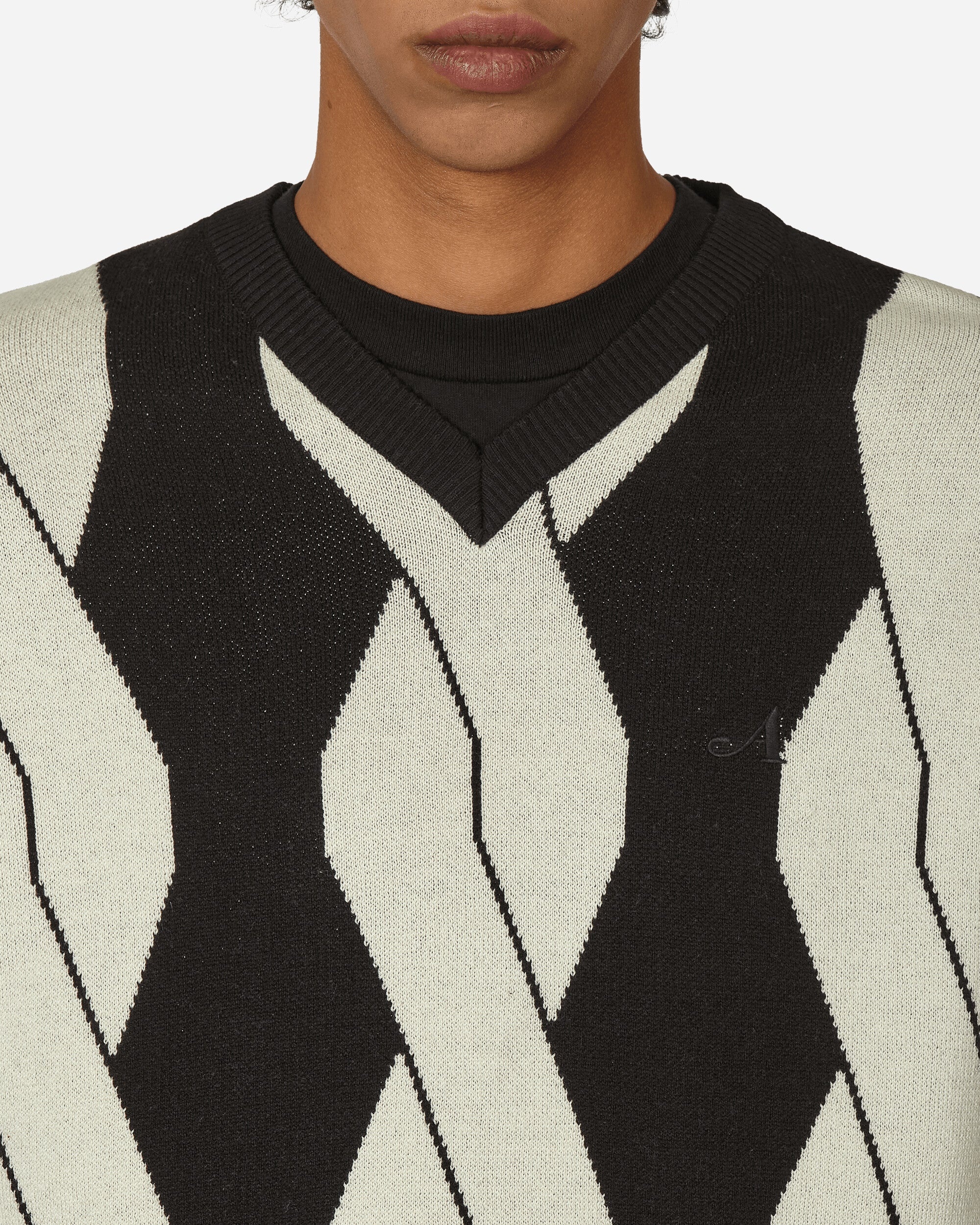 Cable Sweater Vest Black / White - 5