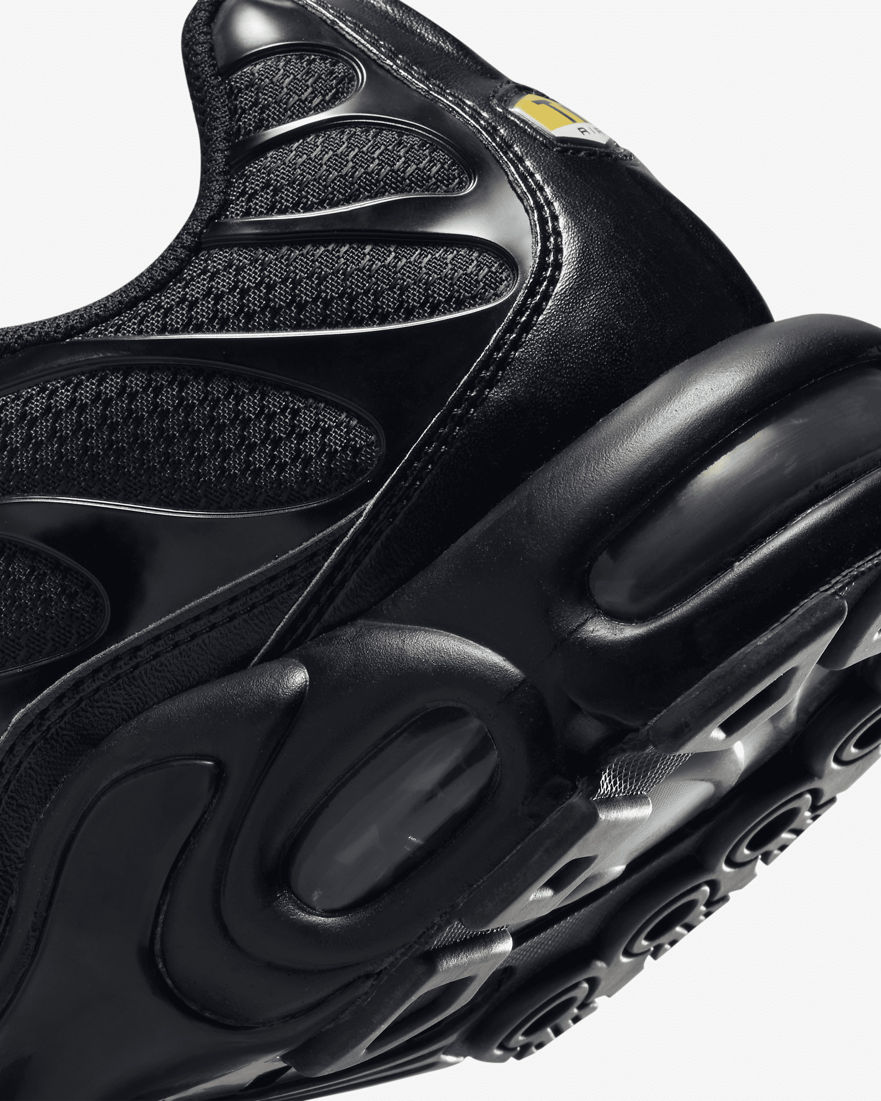 Nike Air Max Plus Men's Shoes - 9