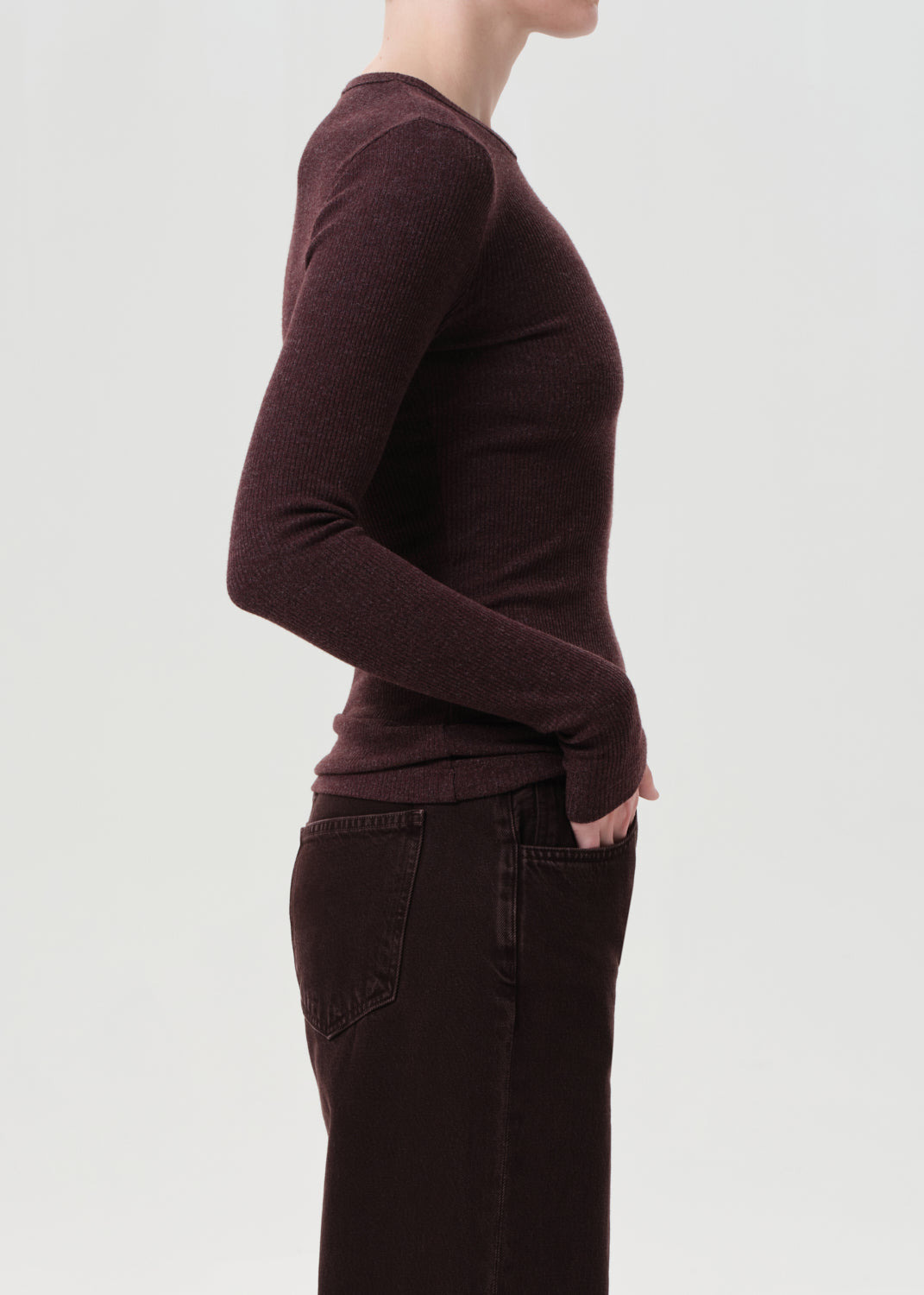 DELPHI SLIM TEE IN RAISIN - 3