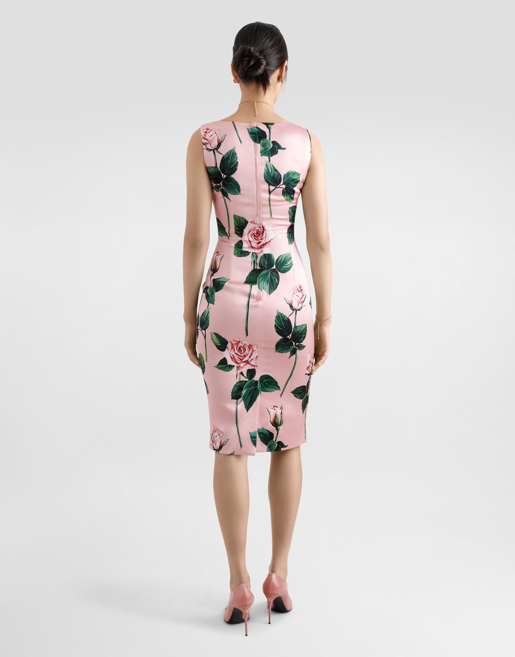 Satin calf-length sheath dress with rose print - 3