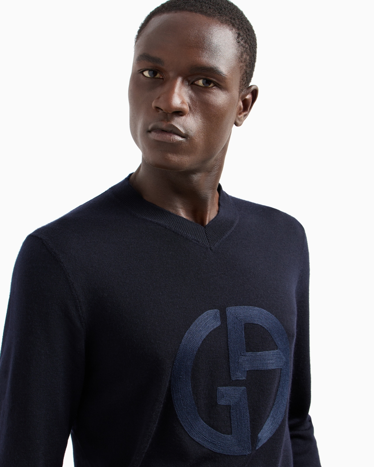 V-NECK JUMPER IN VIRGIN WOOL AND CASHMERE - 5