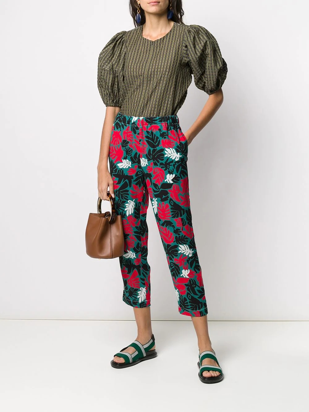 leaf print cropped trousers - 2