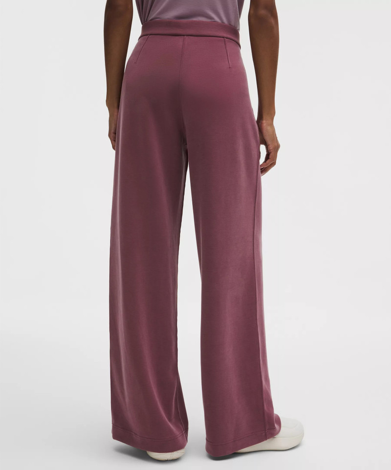 Softstreme Pintuck High-Rise Wide-Leg Pant *Regular 3