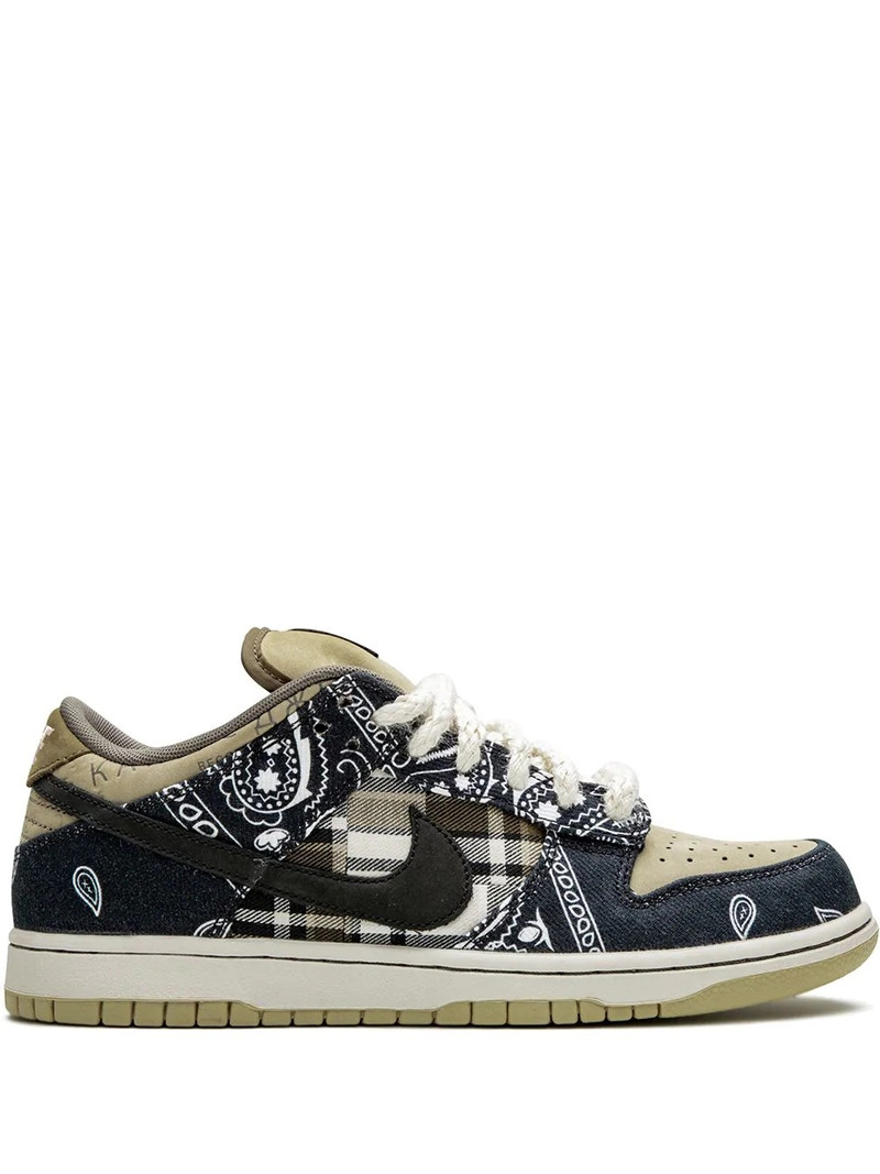 x Travis Scott SB Dunk Low QS Special Box sneakers 1