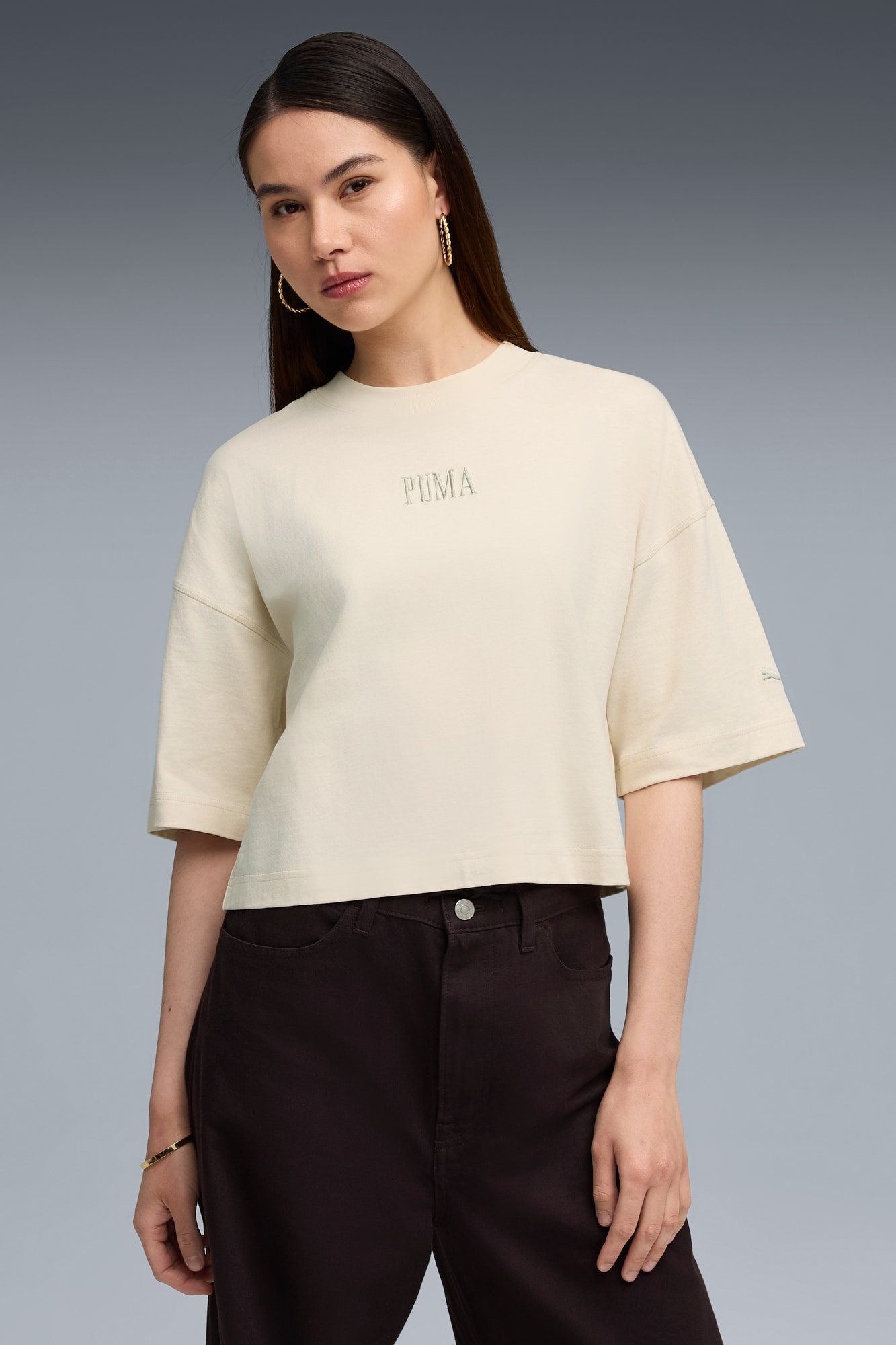 Premium Essentials Graphic Tee Women - 3