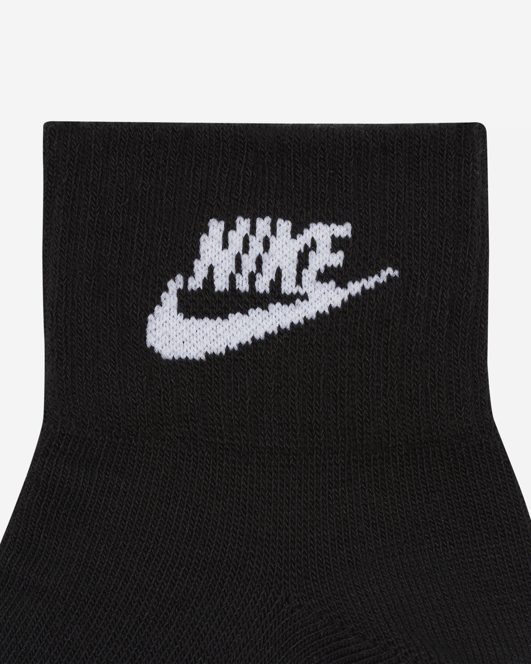 Nike Everyday Essential Ankle Socks (3 Pairs) - 4