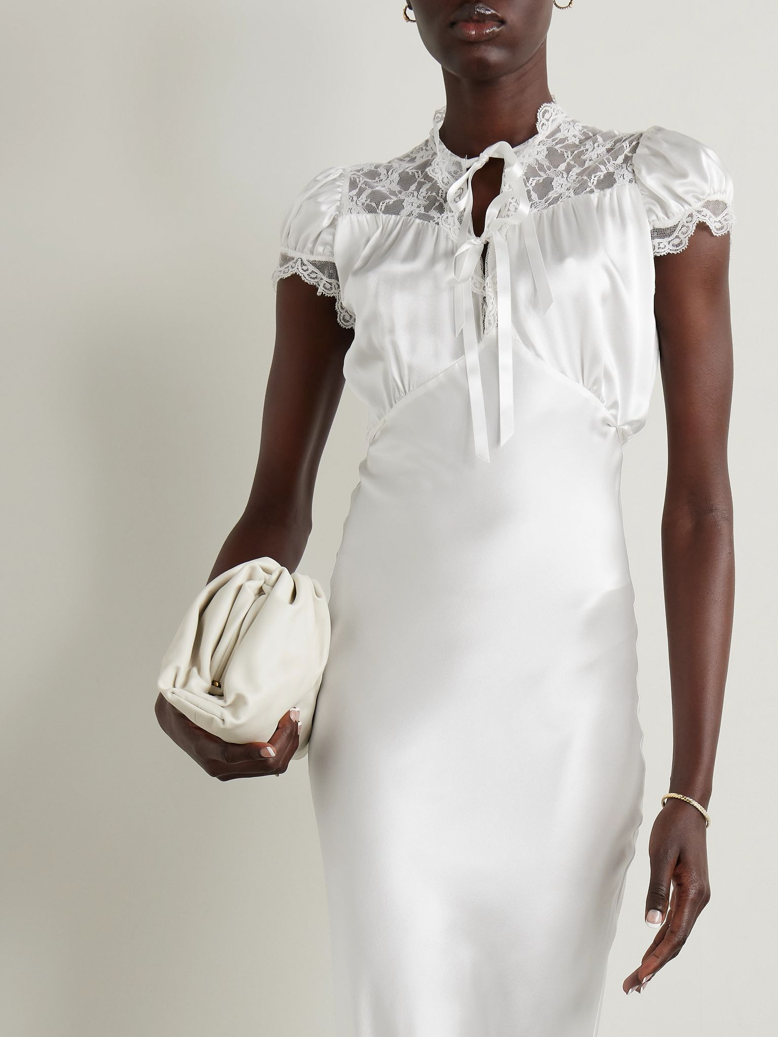 Lace-trimmed silk-satin midi dress Off-white - 5