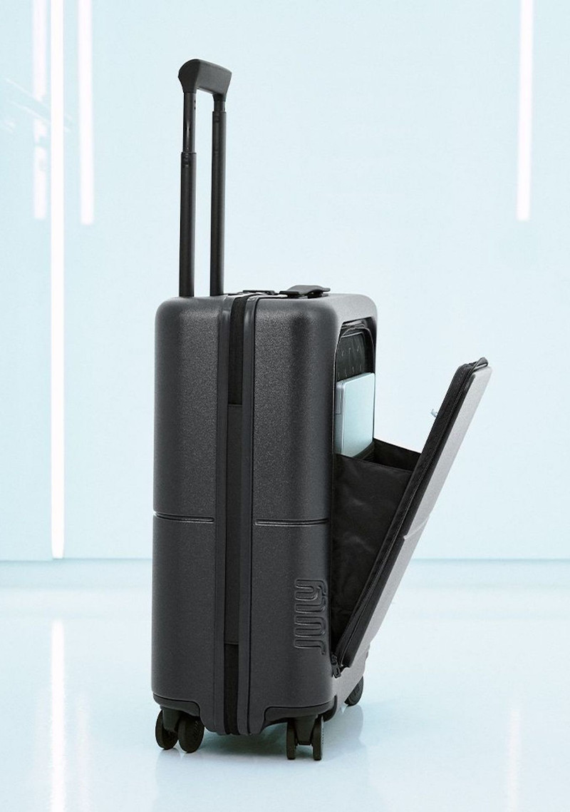 Carry On Pro 3