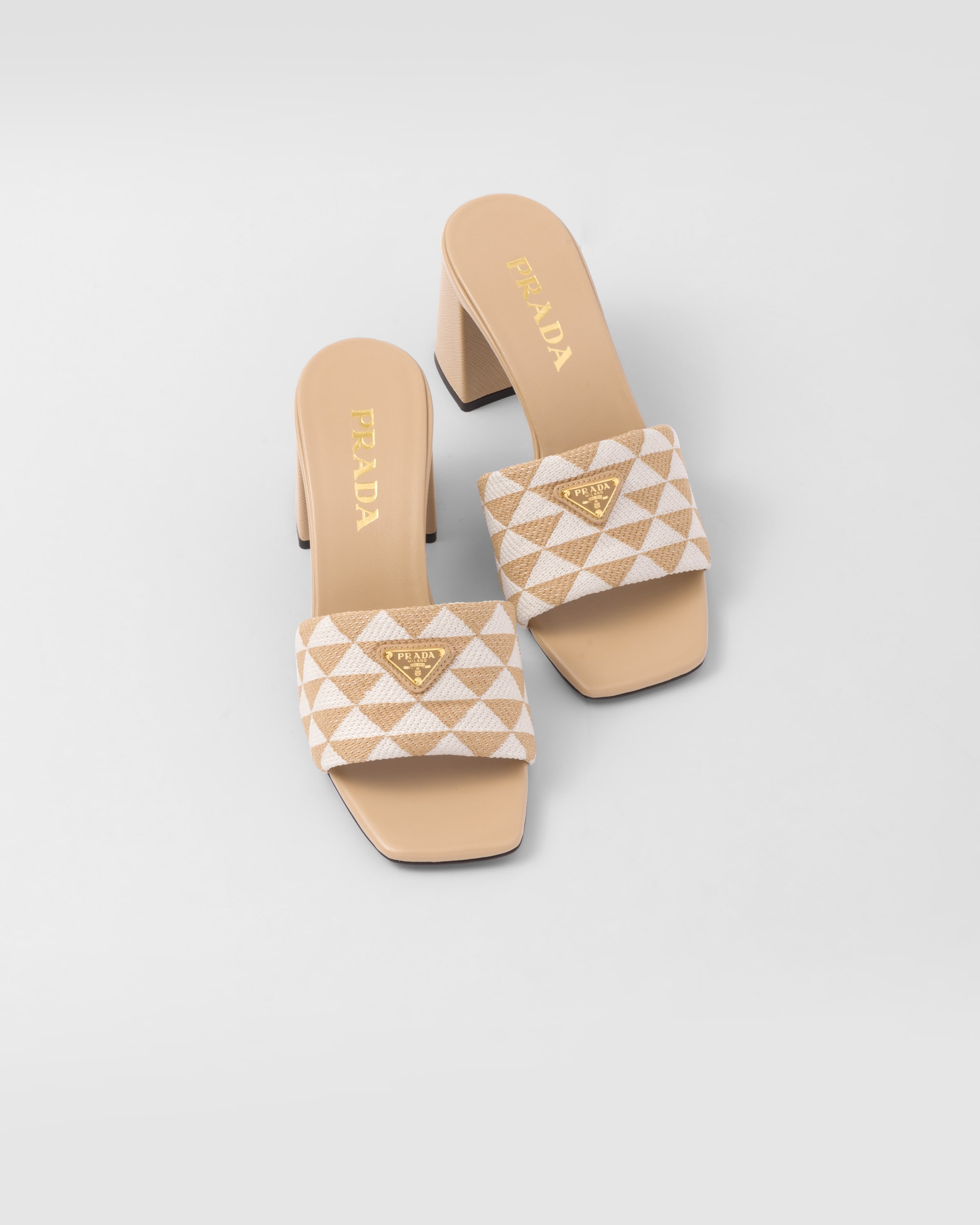 サンダル・ミュール PRADA Embroidered Fabric Slippers Prada Embroidered fabric sandals | REVERSIBLE