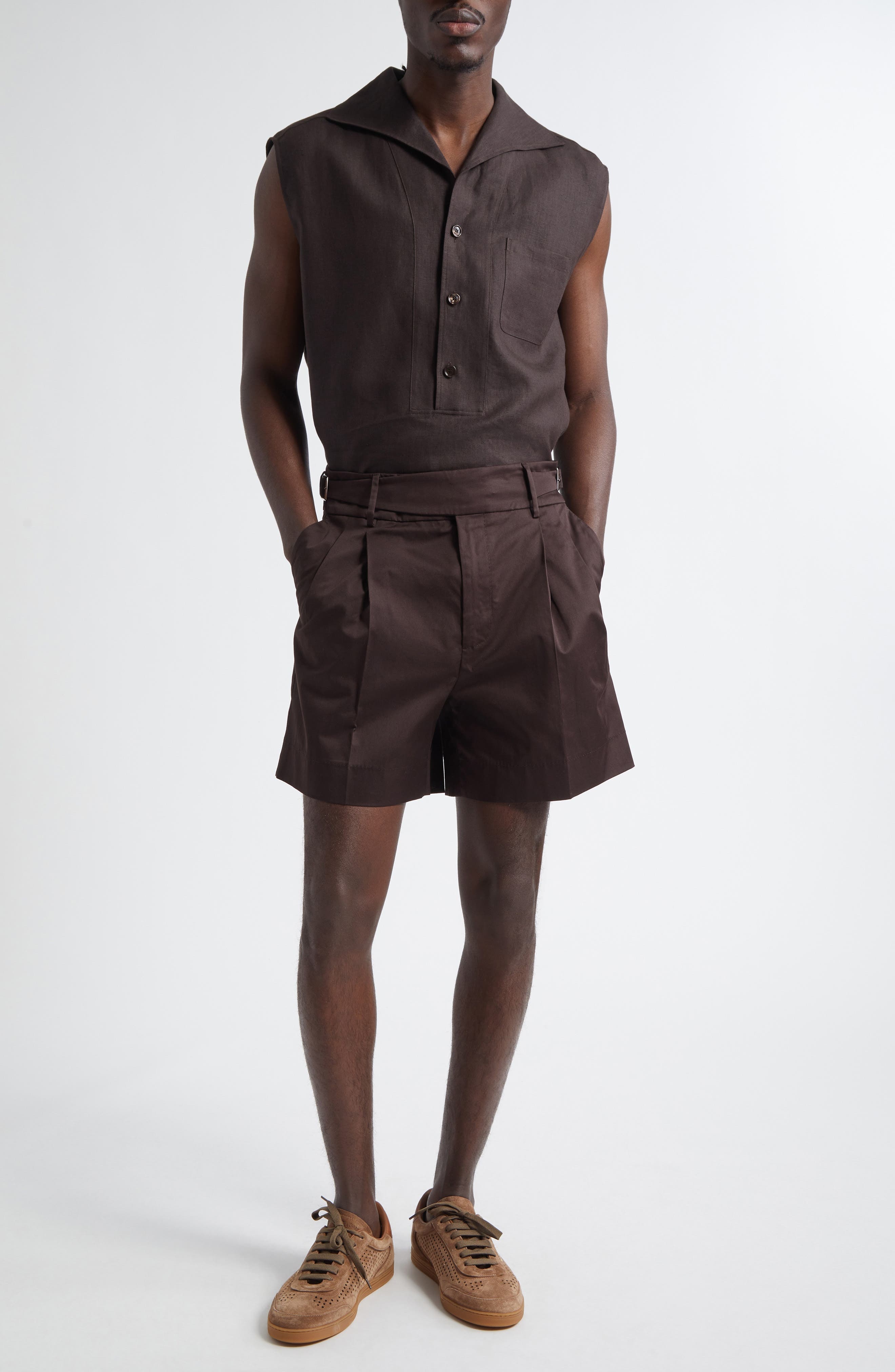 Dolce&Gabbana Sleeveless Linen Three-Button Shirt in M3977 Brown at Nordstrom - 1