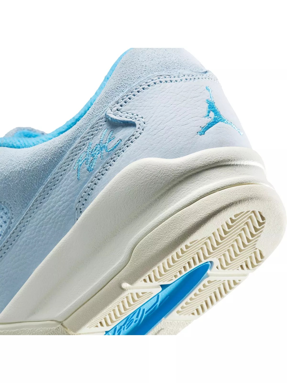 Flight Court "Hydrogen Blue/University Blue/Sail" Women's Shoe - 10