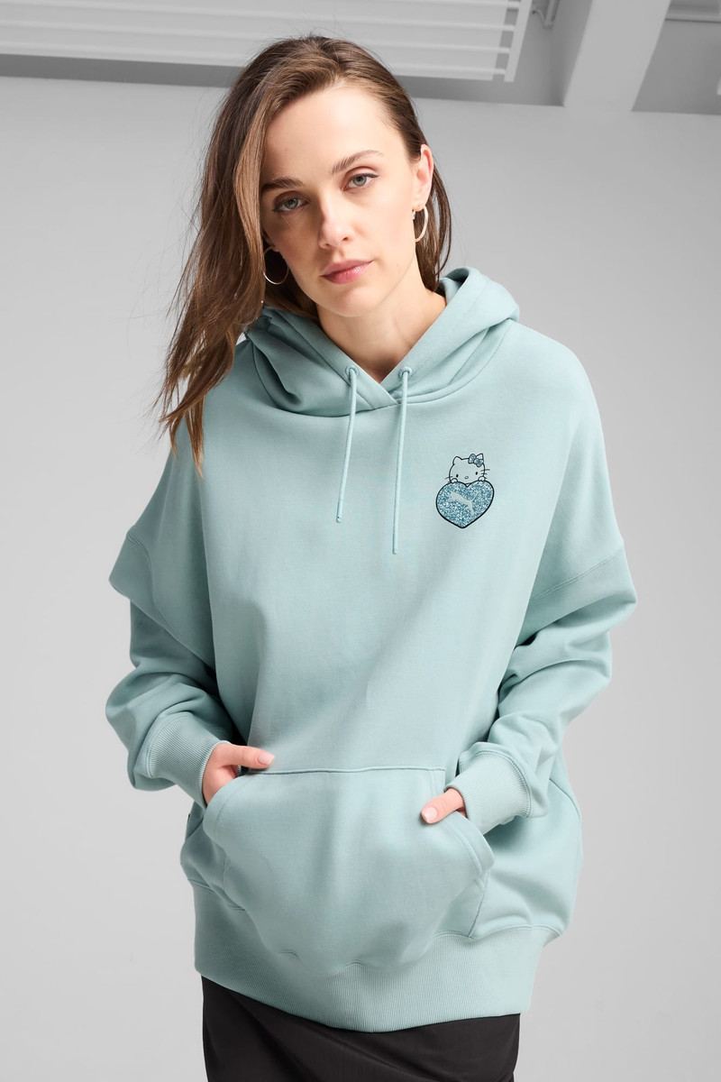PUMA PUMA x HELLO KITTY® AND FRIENDS Women's Graphic Oversized Training Hoodie outlook