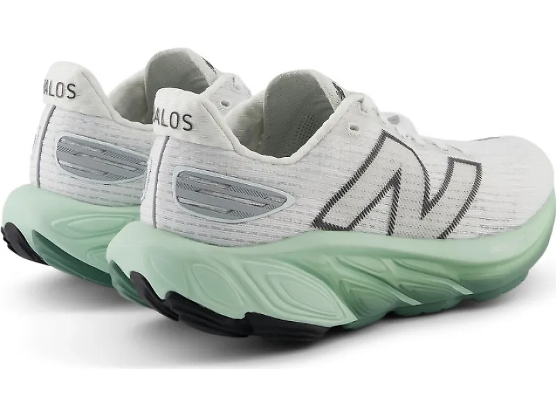 New Balance Fresh Foam X Balos - 6