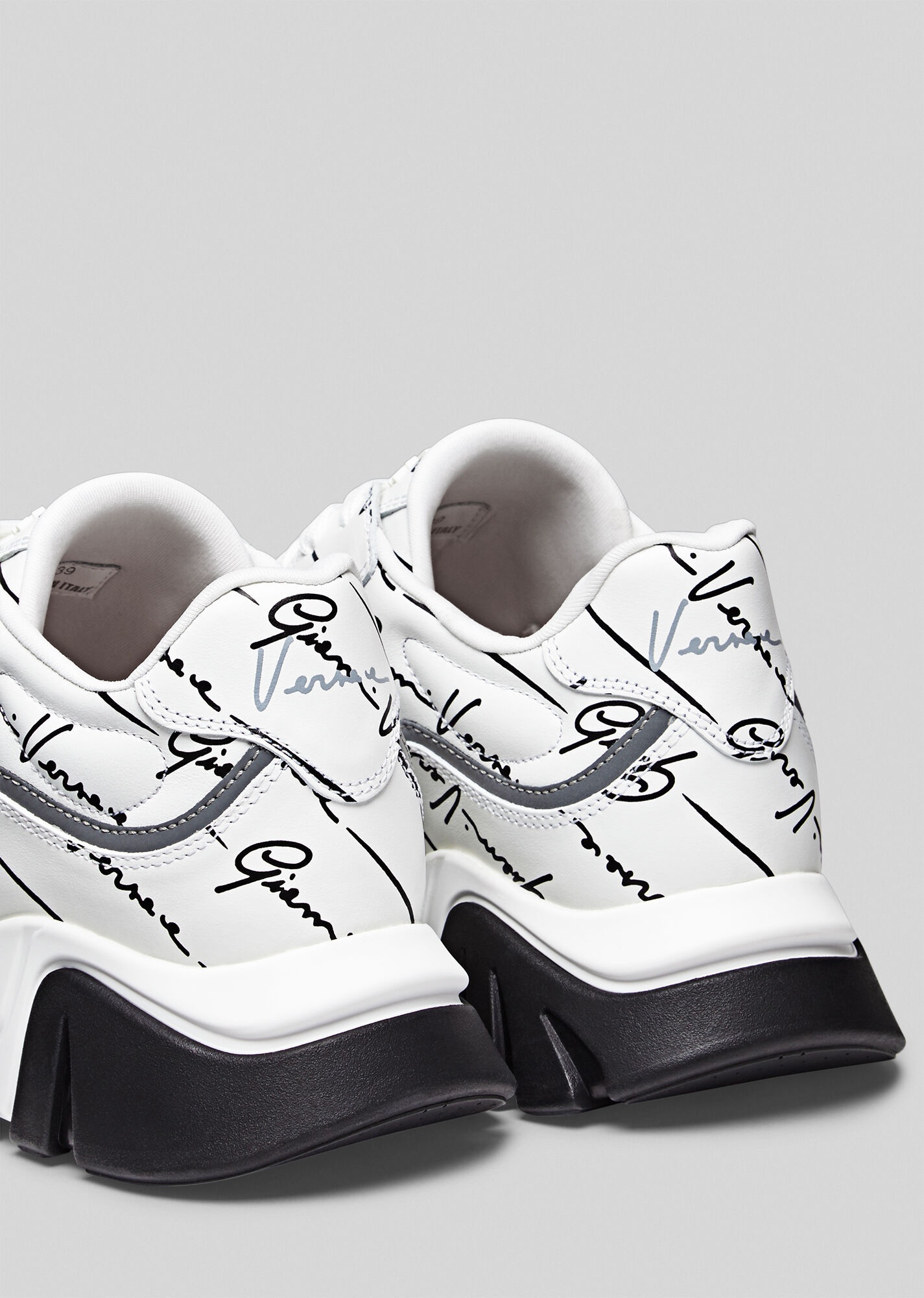 GV Signature Print Squalo Sneakers - 5