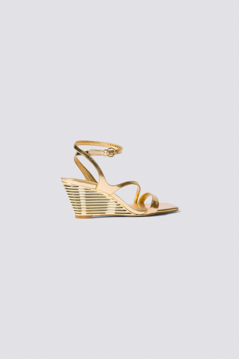 SIMKHAI ROLA WEDGE SANDAL outlook