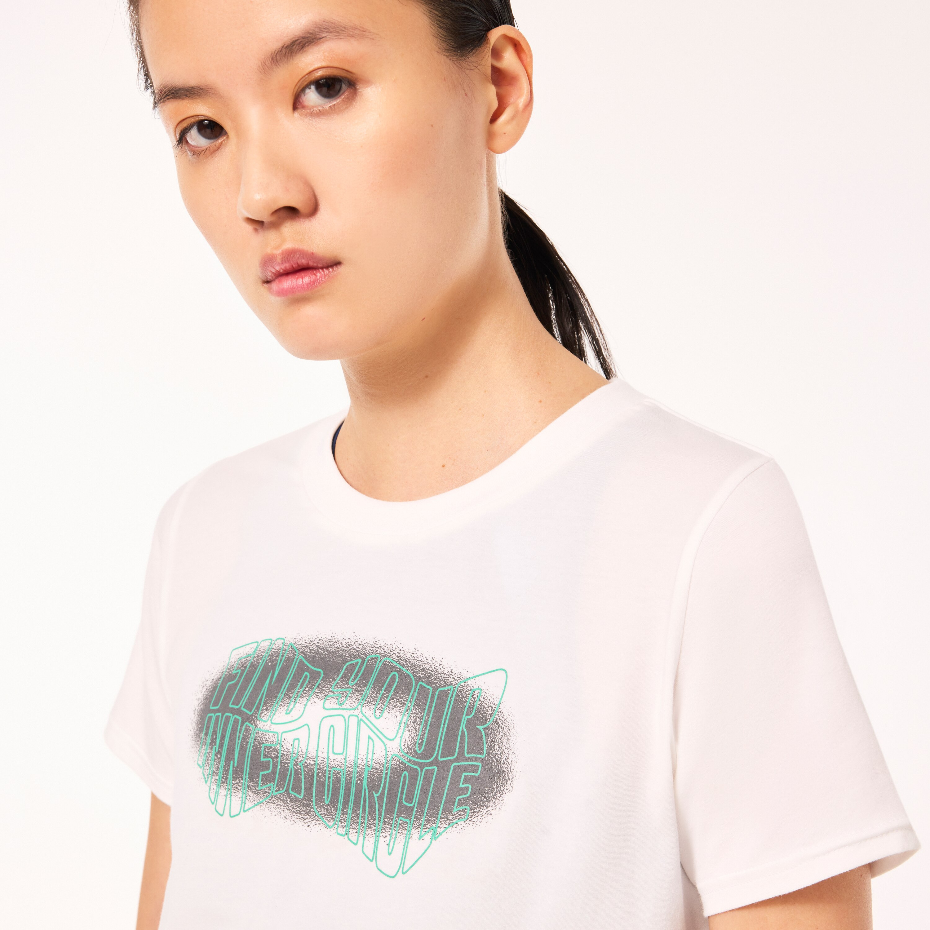 W Pursuit Crop Tee - 6