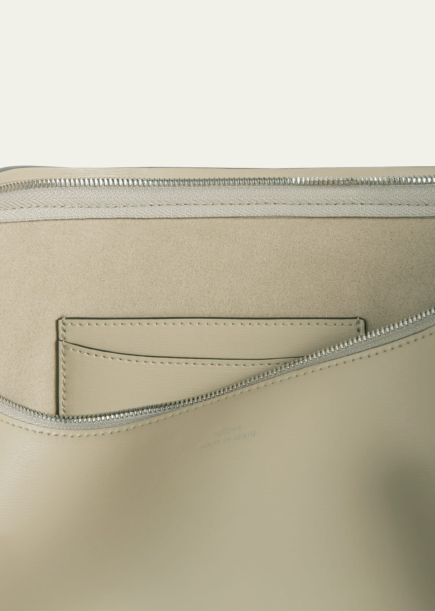 Scoop Zip Leather Shoulder Bag - 4