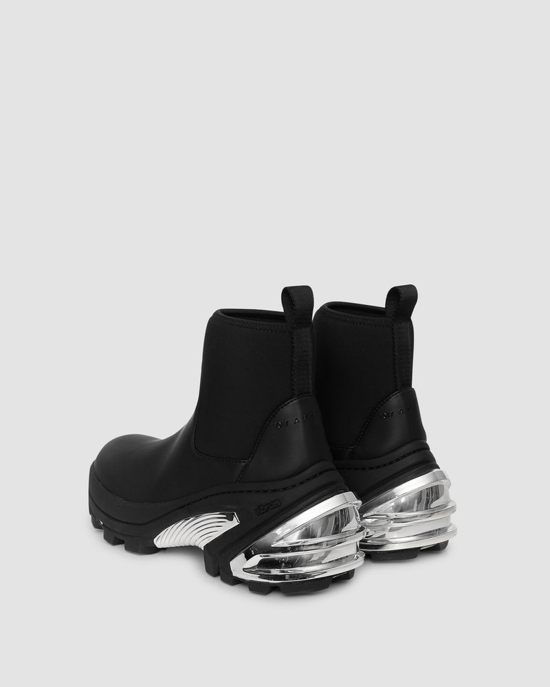 MID BOOT WITH VIBRAM SOLE 4