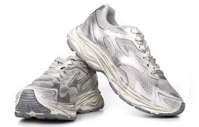 Mizuno Mizuno Racer S 'White Metallic Silver' D1GH223518 outlook