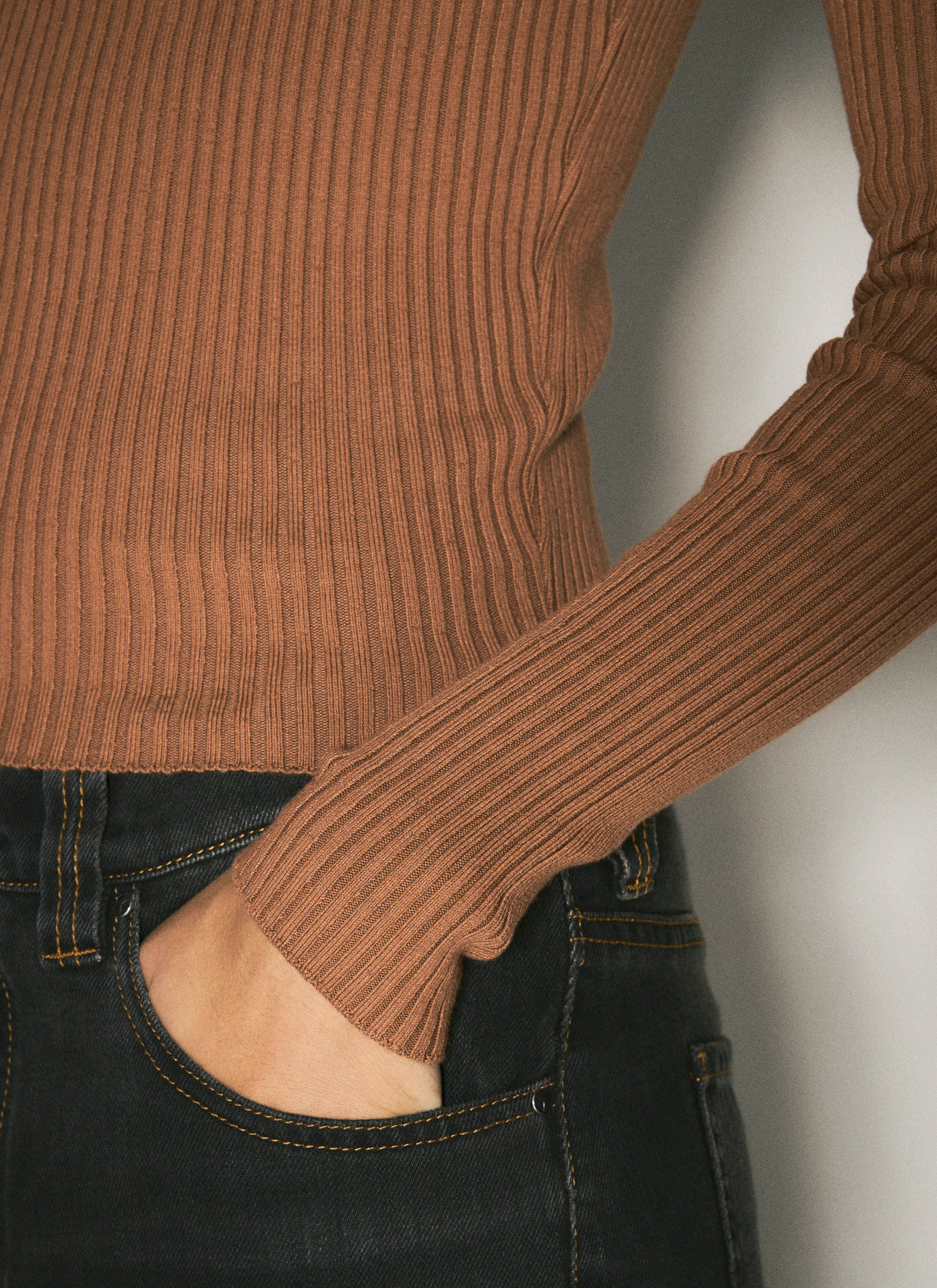 Pinched Shoulder Rib Sweater - 5