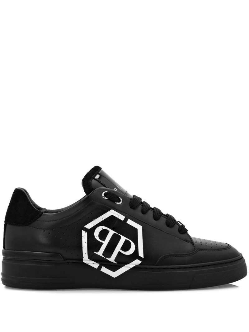 Hexagon leather sneakers 1