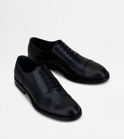 Tod's LACE-UPS IN LEATHER - BLACK outlook