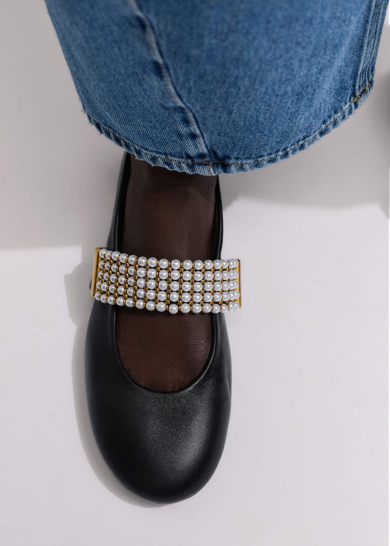 Round Ballet Flat 1