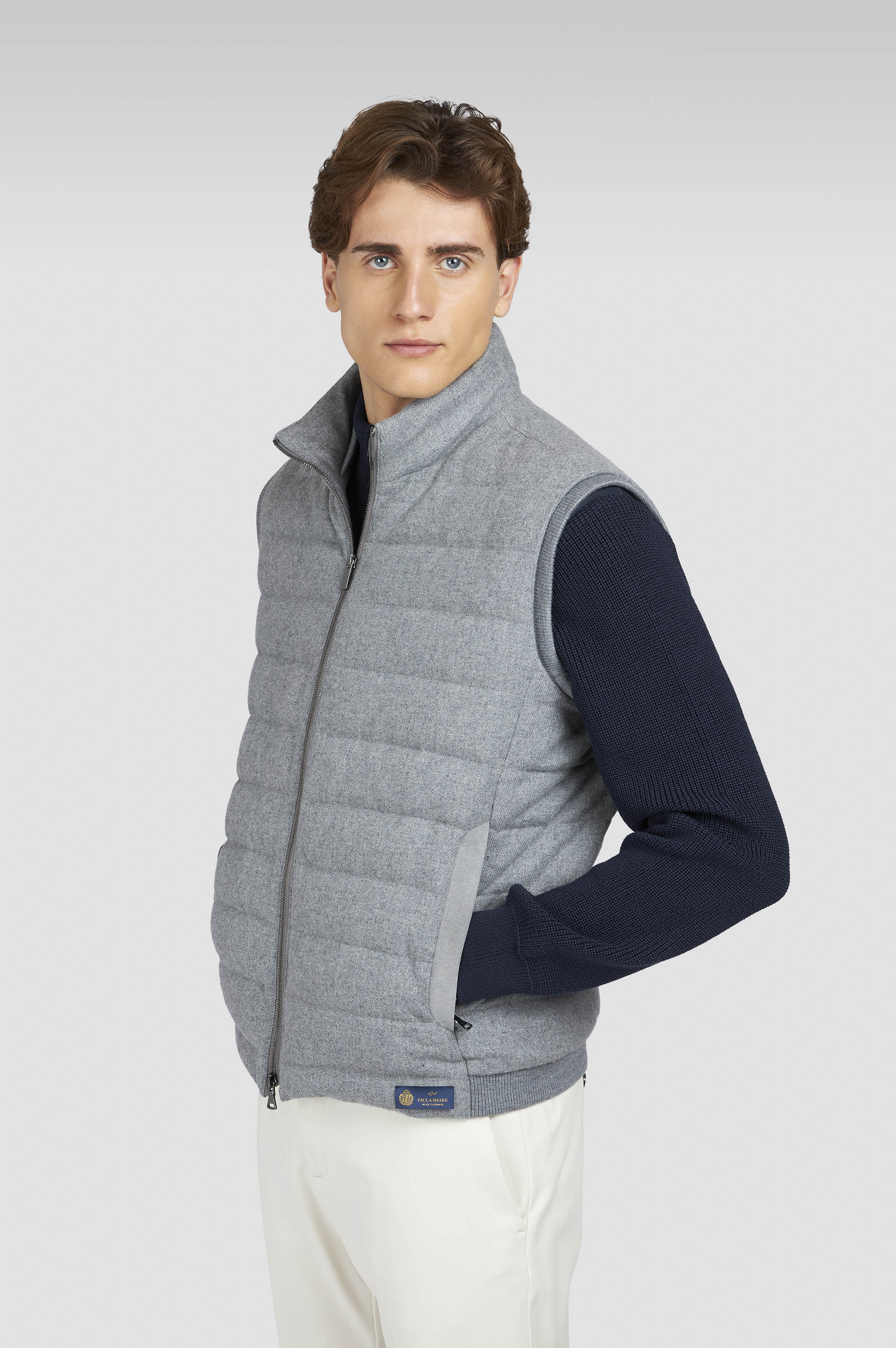 PADDED GILET IN WOOL AND CASHMERE - 9