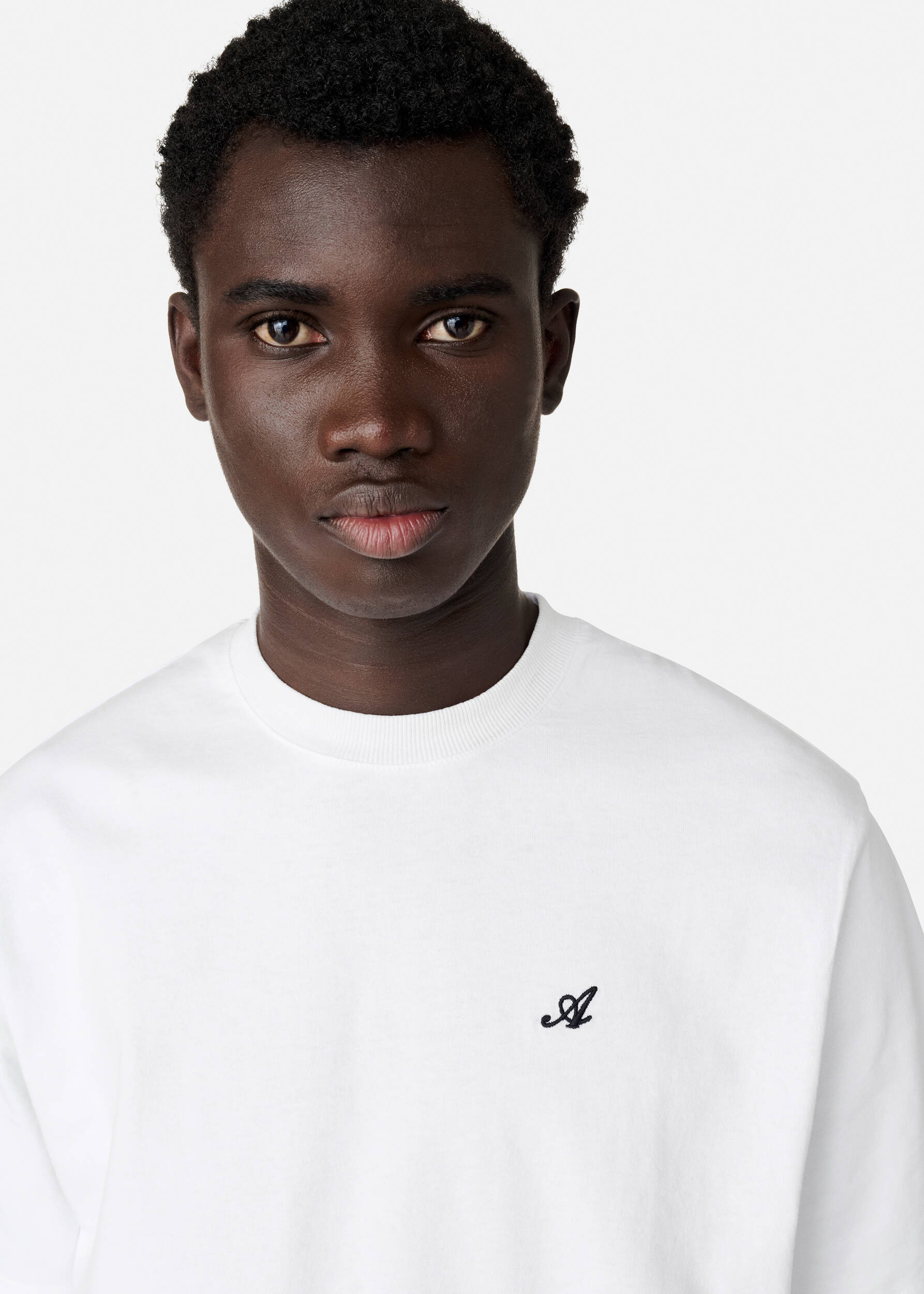 Signature T-Shirt - 5
